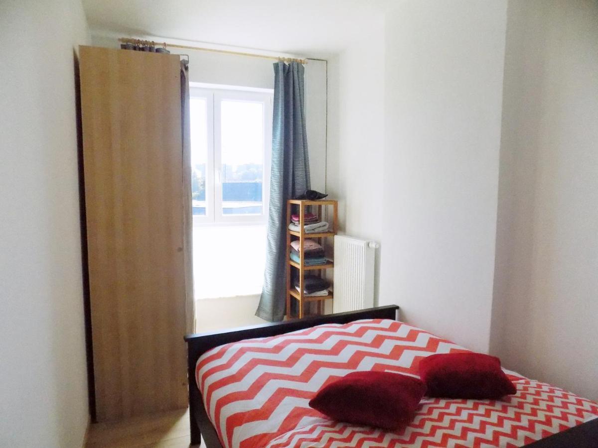 La Lodelinsartoise - Meuble De Vacances 3 Cles Charleroi Kültér fotó