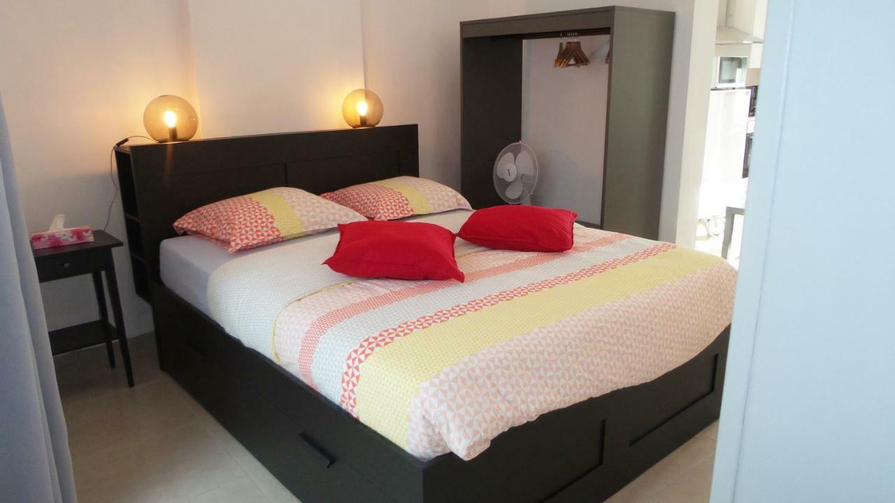 La Lodelinsartoise - Meuble De Vacances 3 Cles Charleroi Kültér fotó