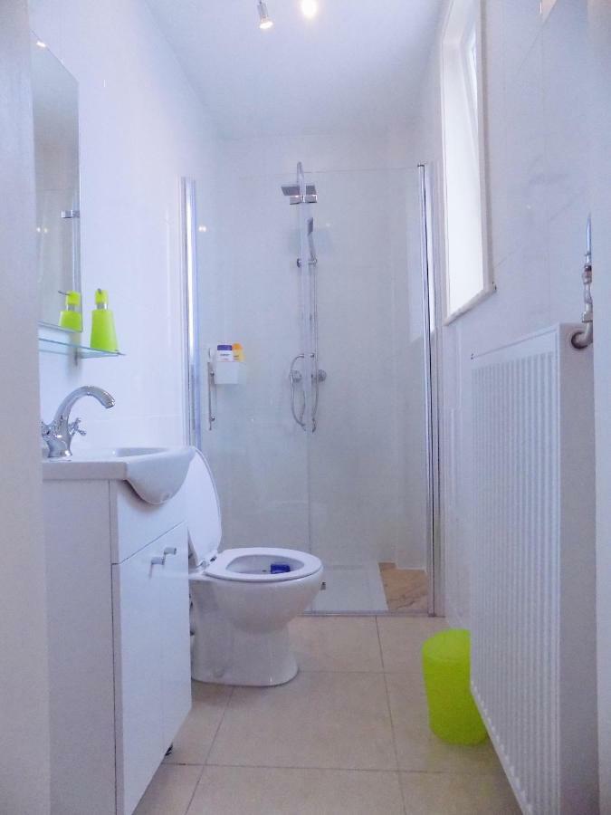 La Lodelinsartoise - Meuble De Vacances 3 Cles Charleroi Kültér fotó